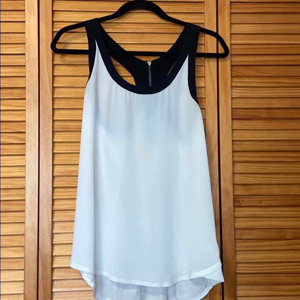 Black and white tank top blouse